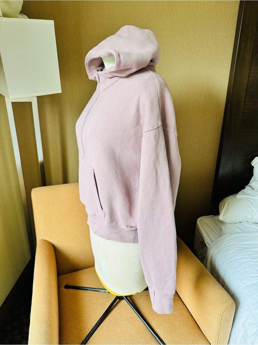 Aritzia TNA Cozy Sweatfleece Boyfriend Rose Pink Half-Zip Hooded Sweatshirt - Picture 8 of 9